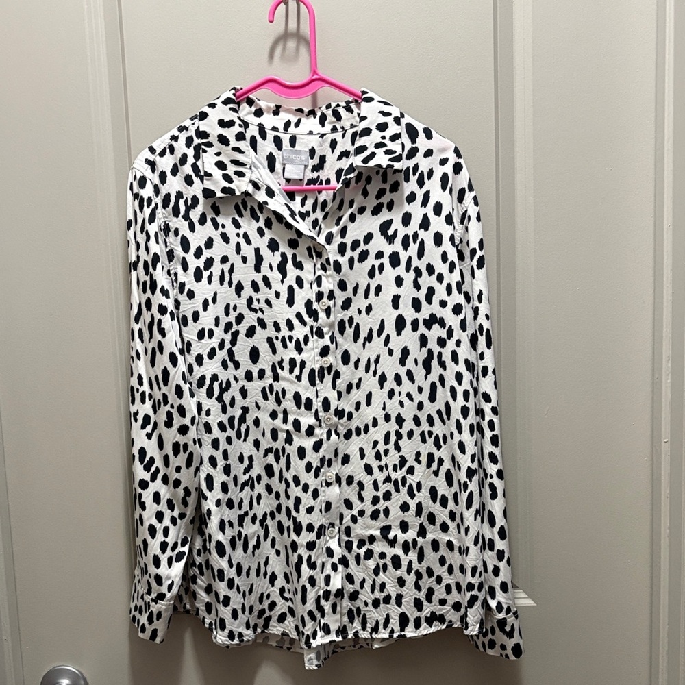 Chico's Monochrome Blouse
